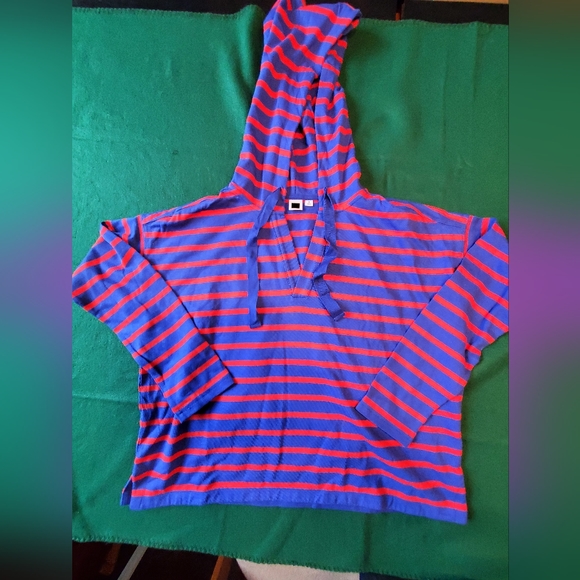 GAP hooded  sweatshirt NWOT - Picture 5 of 9